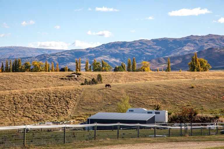 Photo of property in 239 Nelsen Ridge Road, Waikerikeri, Alexandra, 9393