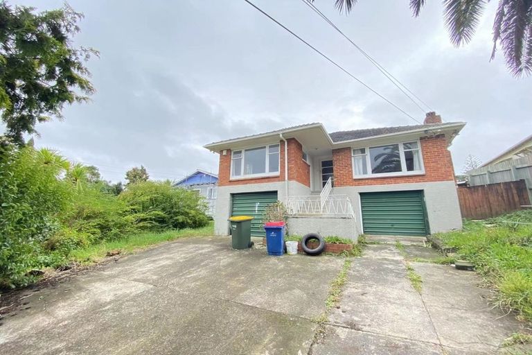 Photo of property in 10 Tahi Terrace, Glen Eden, Auckland, 0602