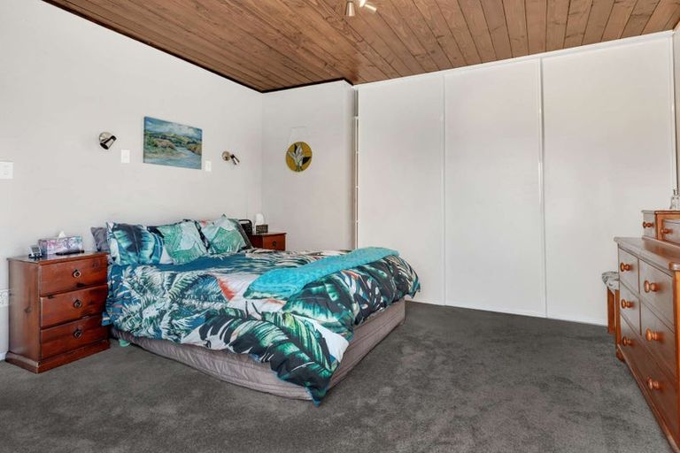 Photo of property in 4 Willow Avenue, Hannahs Bay, Rotorua, 3010