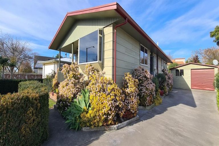 Photo of property in 23 Gilmour Place, Taradale, Napier, 4112