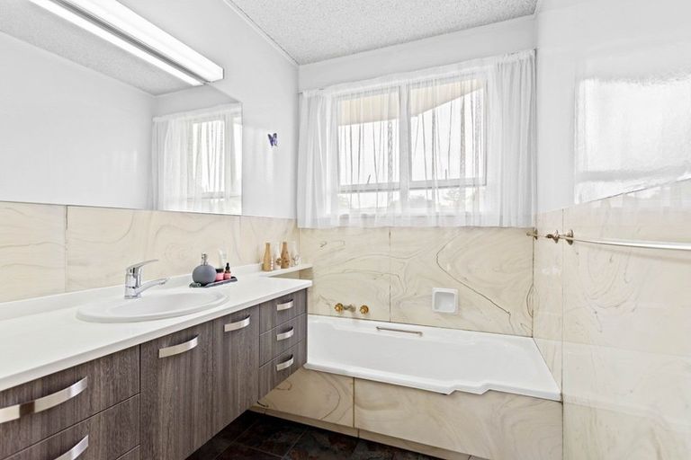 Photo of property in 94 Mossop Road, Tokoroa, 3491