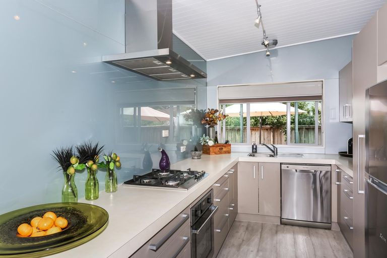 Photo of property in 64 Harrisville Road, Tuakau, 2121