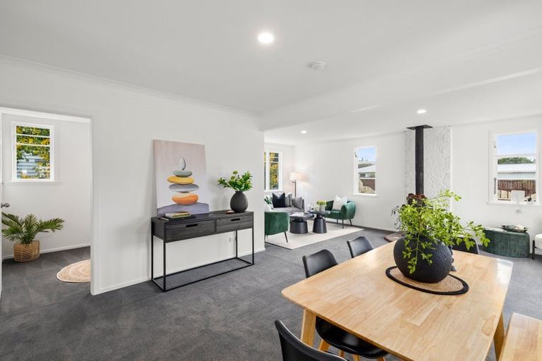Photo of property in 100 Brandon Street, Featherston, 5710