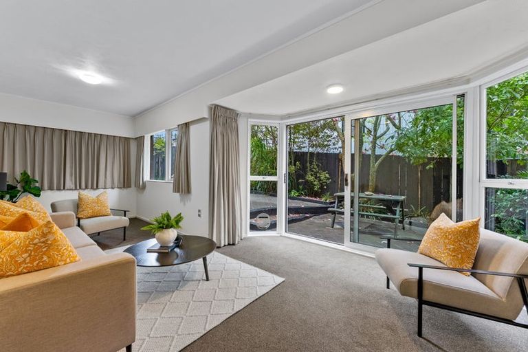 Photo of property in 21 Hastings Road, Mairangi Bay, Auckland, 0630