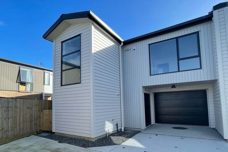 Photo of property in 29c Kenderdine Road, Papatoetoe, Auckland, 2025