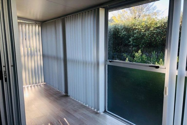 Photo of property in 29 Meadowvale Avenue, Forrest Hill, Auckland, 0620