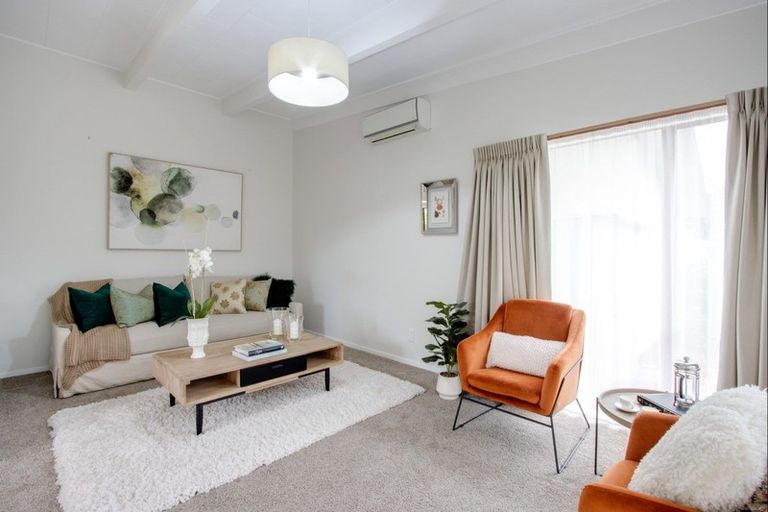 Photo of property in 19 Skerrett Crescent, Tamatea, Napier, 4112