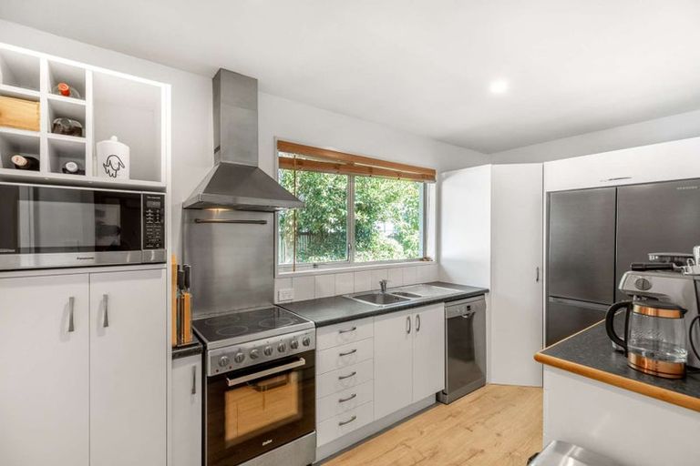 Photo of property in 2/144a Riverlaw Terrace, Saint Martins, Christchurch, 8022