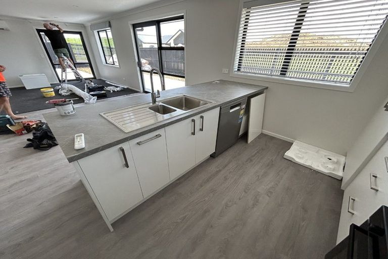 Photo of property in 42 Evergreen Parade, Rosehill, 2113