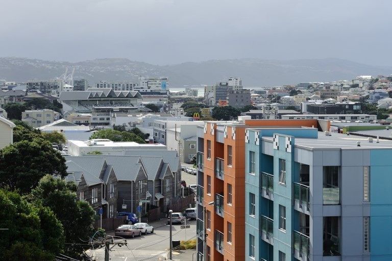 Photo of property in Vespa Apartments, 403/20 Hanson Street, Mount Cook, Wellington, 6021