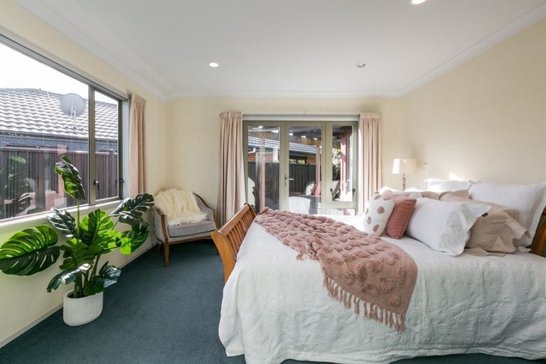 Photo of property in 5 Kentia Place, Havelock North, 4130