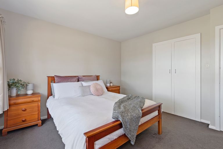 Photo of property in 91 Blankney Street, Hornby, Christchurch, 8042