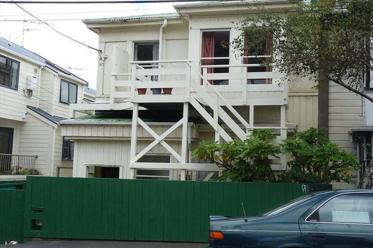 Photo of property in 94 Austin Street, Mount Victoria, Wellington, 6011