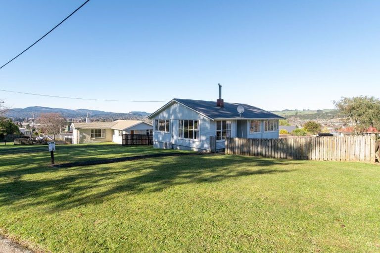Photo of property in 56 Thomas Crescent, Western Heights, Rotorua, 3015