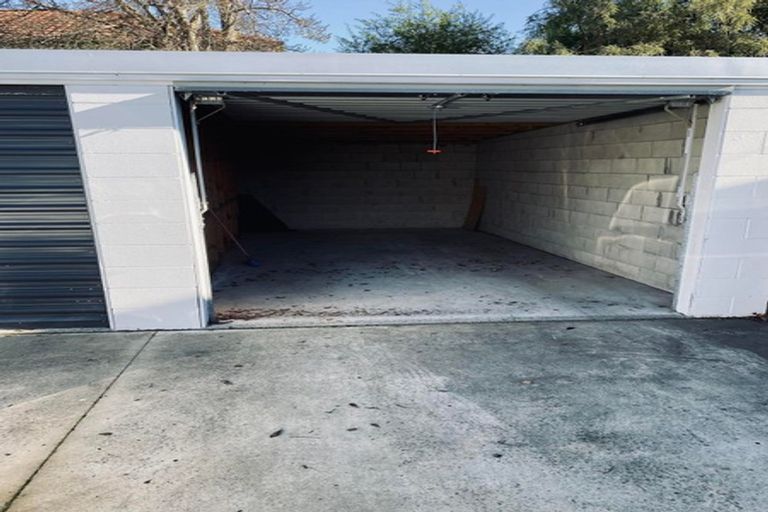 Photo of property in 5 Kauri Street, Riccarton, Christchurch, 8041