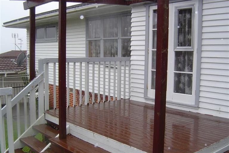 Photo of property in 20 Speedy Crescent, Hillcrest, Auckland, 0627