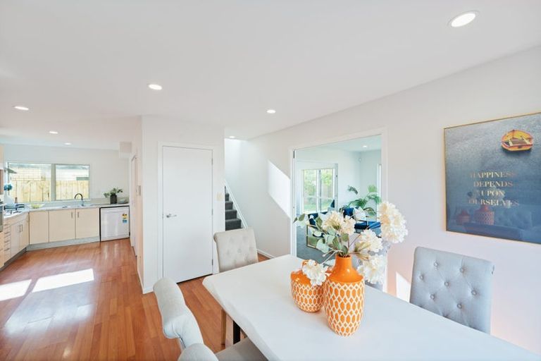 Photo of property in 7 Merlot Way, Te Atatu South, Auckland, 0610