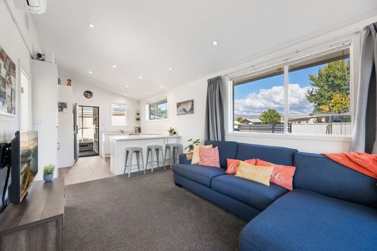 Photo of property in 82 Molyneux Avenue, Cromwell, 9310