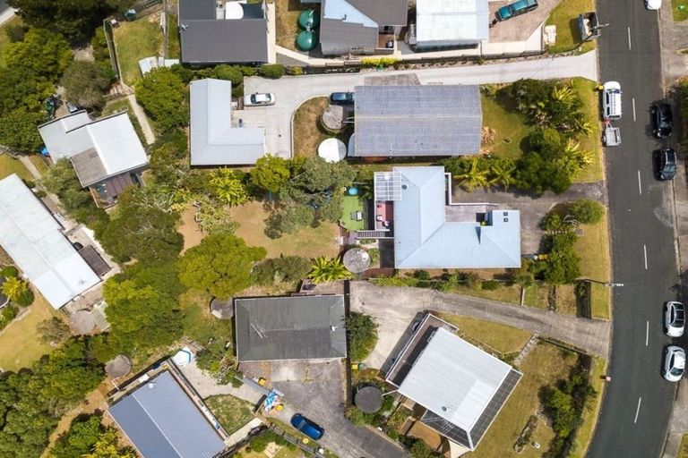 Photo of property in 7 Penton Road, Stanmore Bay, Whangaparaoa, 0932