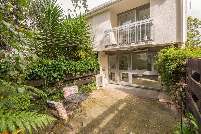 Photo of property in 1/78a Holly Road, St Albans, Christchurch, 8014