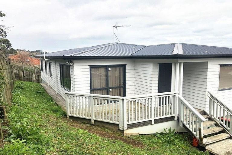 Photo of property in 160 Keri Vista Rise, Papakura, 2110