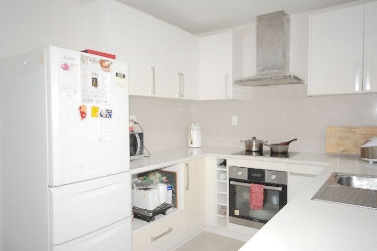 Photo of property in 2/28 Priestley Drive, Bucklands Beach, Auckland, 2014