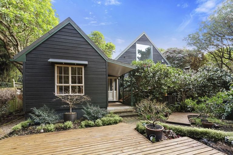 Photo of property in 43a Karu Crescent, Waikanae, 5036