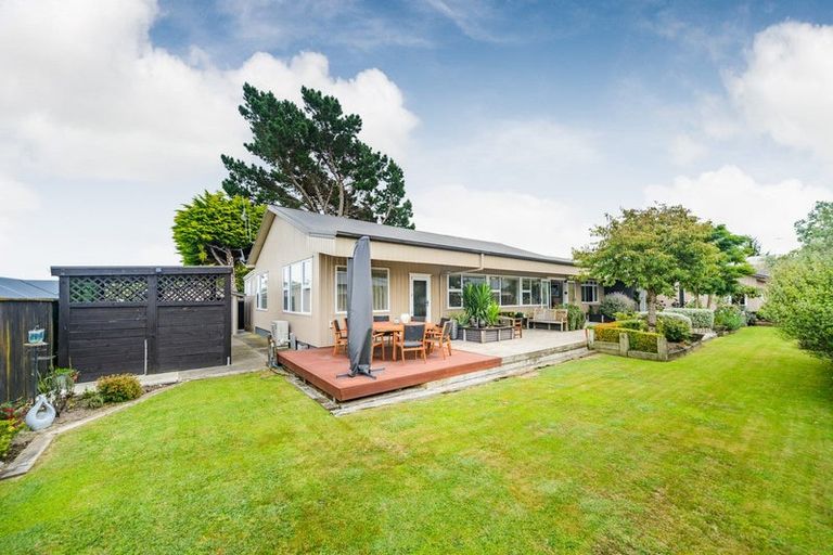 Photo of property in 2 Beau Lane, Feilding, 4702