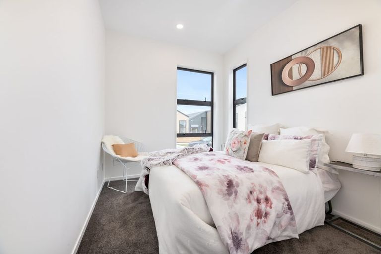 Photo of property in 47 Horokaka Street, Massey, 0614