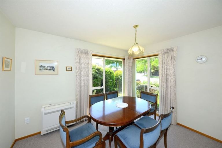 Photo of property in 1/43 Kedleston Drive, Avonhead, Christchurch, 8042