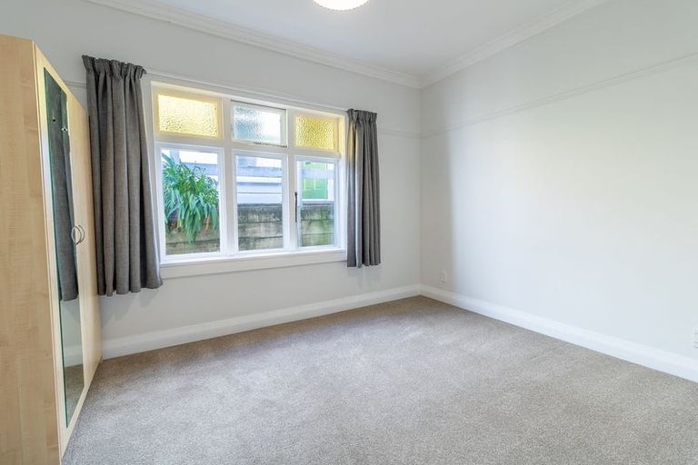 Photo of property in 24 Adams Terrace, Aro Valley, Wellington, 6021