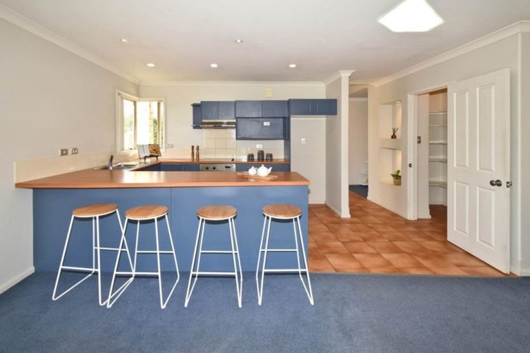 Photo of property in 29 Linkwater Way, Parklands, Christchurch, 8083