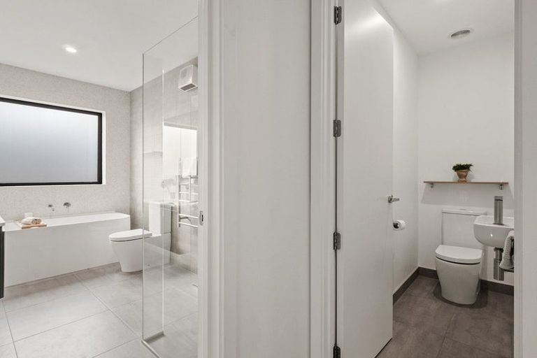Photo of property in 93 Muster Road, Jacks Point, 9371
