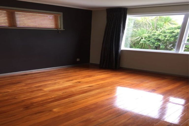 Photo of property in 1 Orion Place, Hillcrest, Auckland, 0627