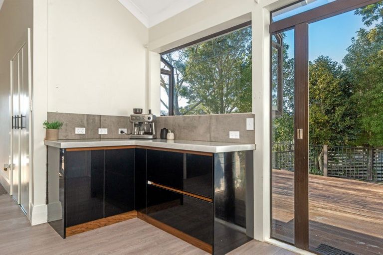 Photo of property in 2 Cobden Street, Gisborne, 4010
