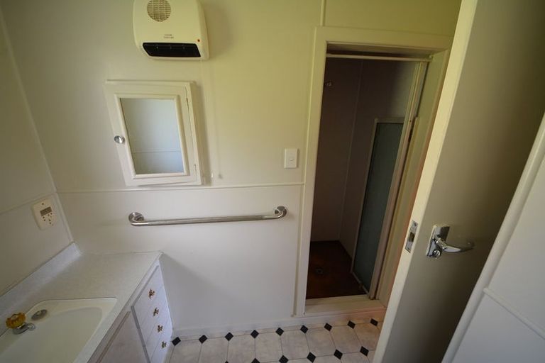 Photo of property in 38 Campbells Road, Pine Hill, Dunedin, 9010