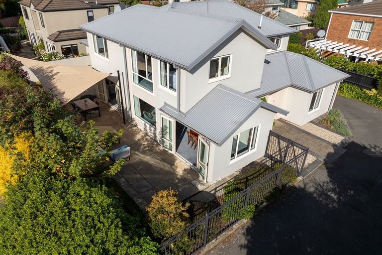 Photo of property in 16 Hanover Place, Ilam, Christchurch, 8041