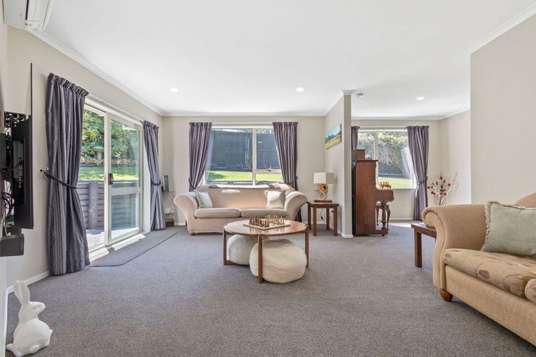 Photo of property in 18 Mcdougal Place, Kaiapoi, 7630