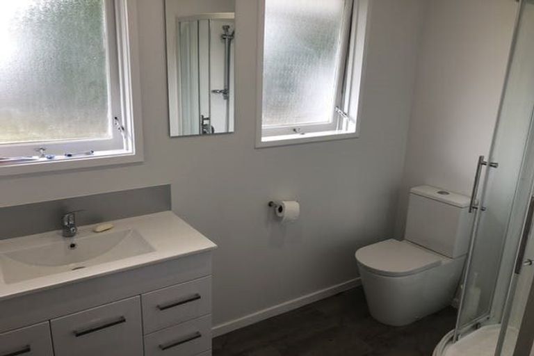 Photo of property in 32 Totara Street, Waiuku, 2123