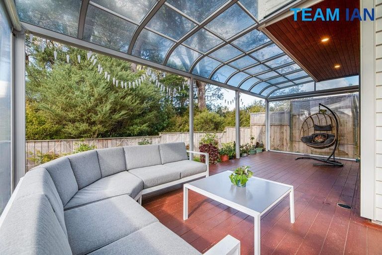 Photo of property in 73a Granville Drive, Massey, Auckland, 0614