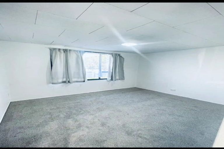 Photo of property in 34 Heathdale Crescent, Papakura, 2110