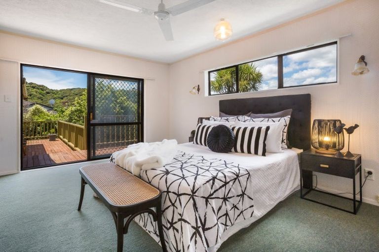 Photo of property in 35 Shackle Lane, Whitby, Porirua, 5024