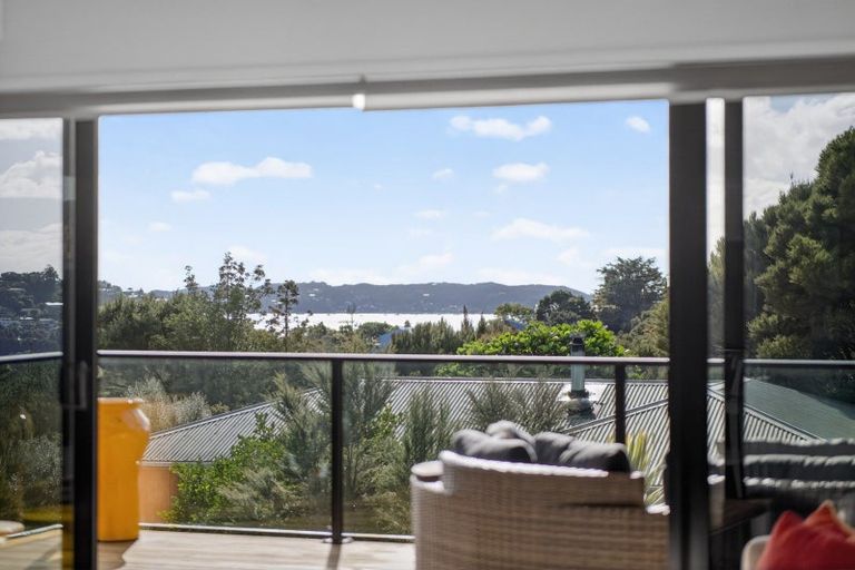 Photo of property in 33 Hihitahi Rise, Paihia, 0200