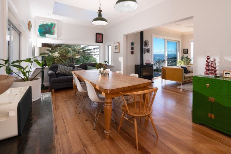 Photo of property in 30 Sugarloaf Road, Brooklyn, Wellington, 6021