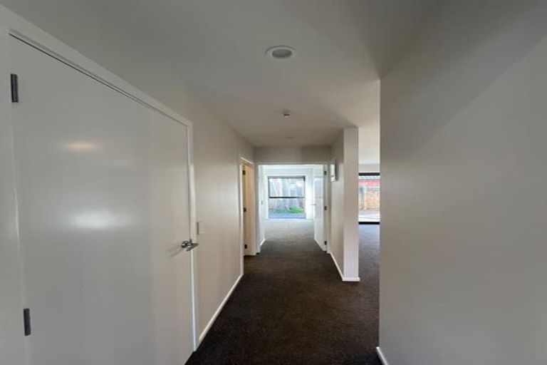 Photo of property in 54b Mako Mako Road, Levin, 5510