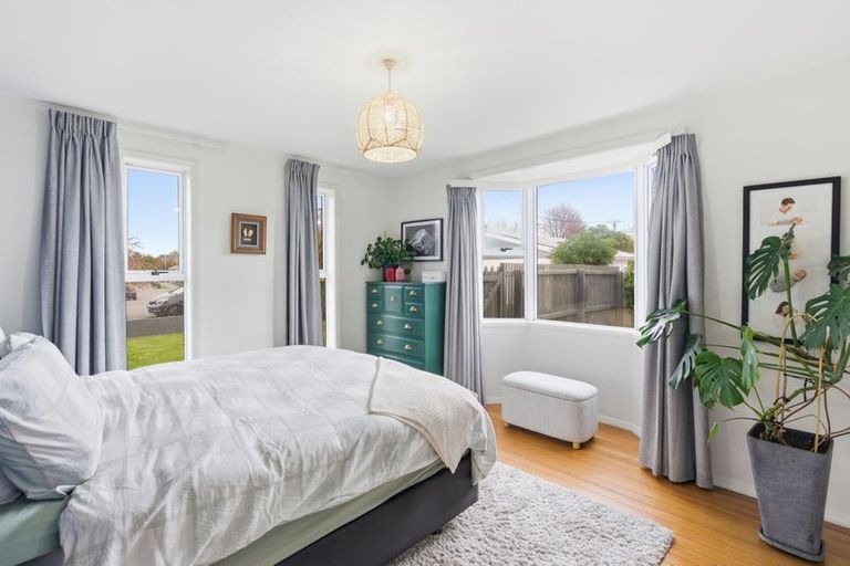Photo of property in 72 Merrin Street, Avonhead, Christchurch, 8042