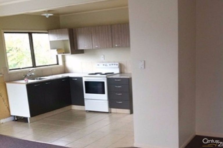 Photo of property in 43 Sharland Avenue, Manurewa, Auckland, 2102