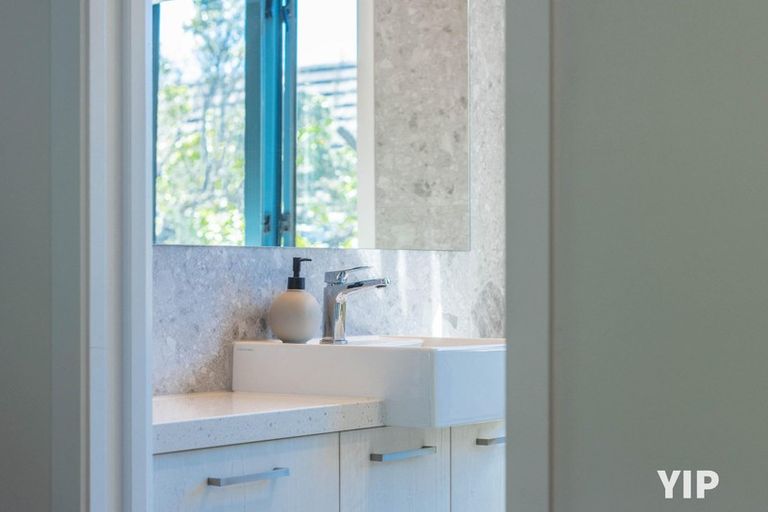 Photo of property in 17a Simla Crescent, Khandallah, Wellington, 6035