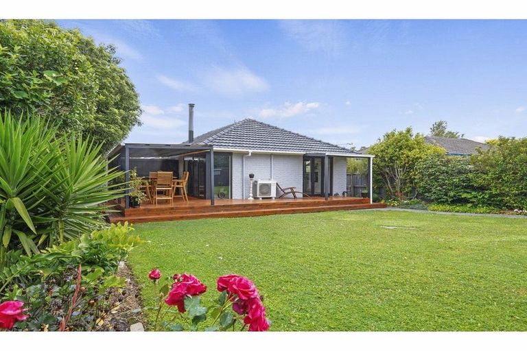 Photo of property in 53 Leicester Crescent, Hoon Hay, Christchurch, 8025