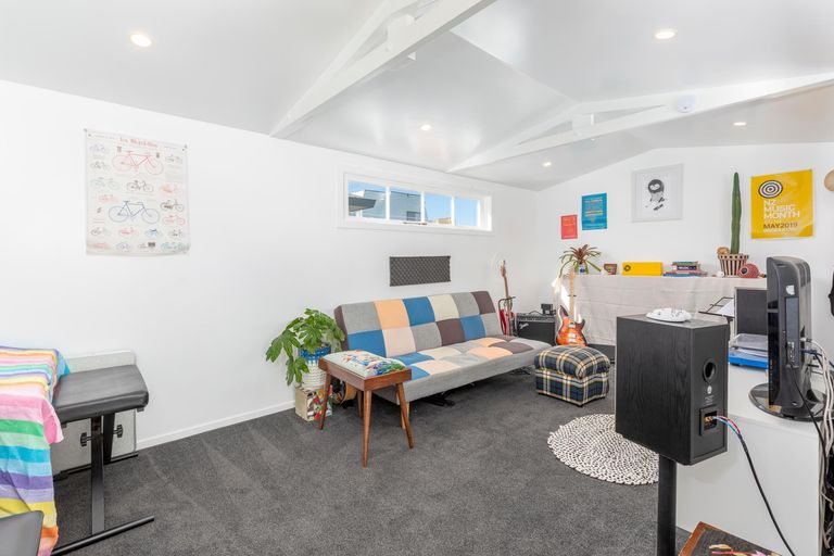 Photo of property in 28 John Street, Pukekohe, 2120